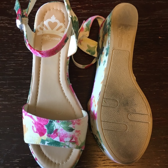 Fergalicious Wedged Sandals - Picture 3 of 6
